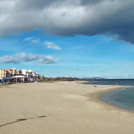 32m 30m From The Sea Close To The Centre * Agde